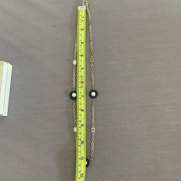 2/$20 Navy/Silver/Faux Pearl set of Necklace and Earrings - Picture 6 of 7